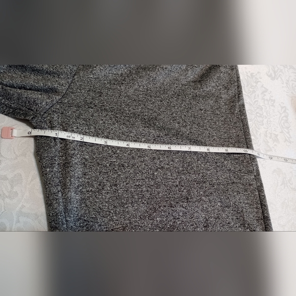 Bundle- Summer Casual Pants Medium - Picture 9 of 14